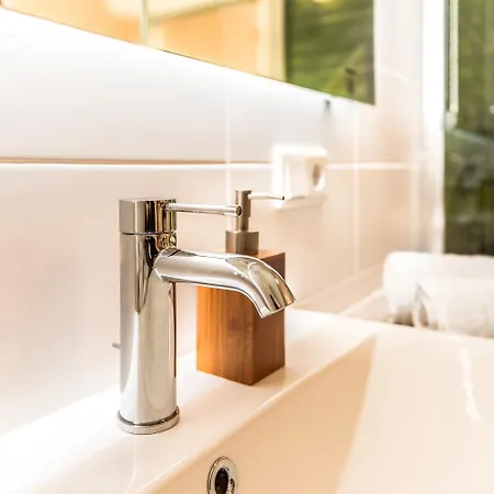 Mountain A10 - By Fis